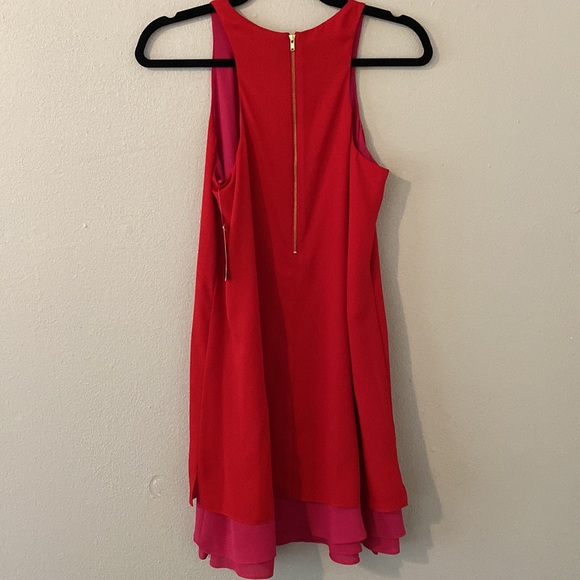 Red dress - Picture 4 of 4